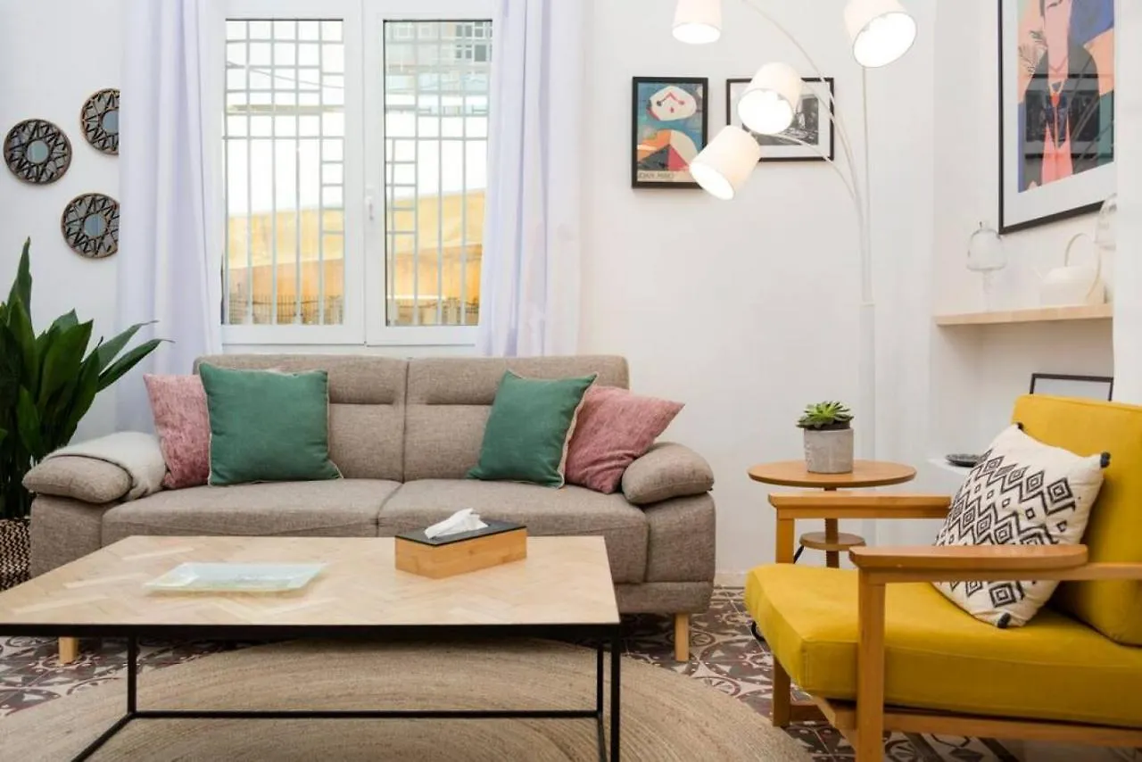 Hidden Gem 1Br Apartment ベイルート